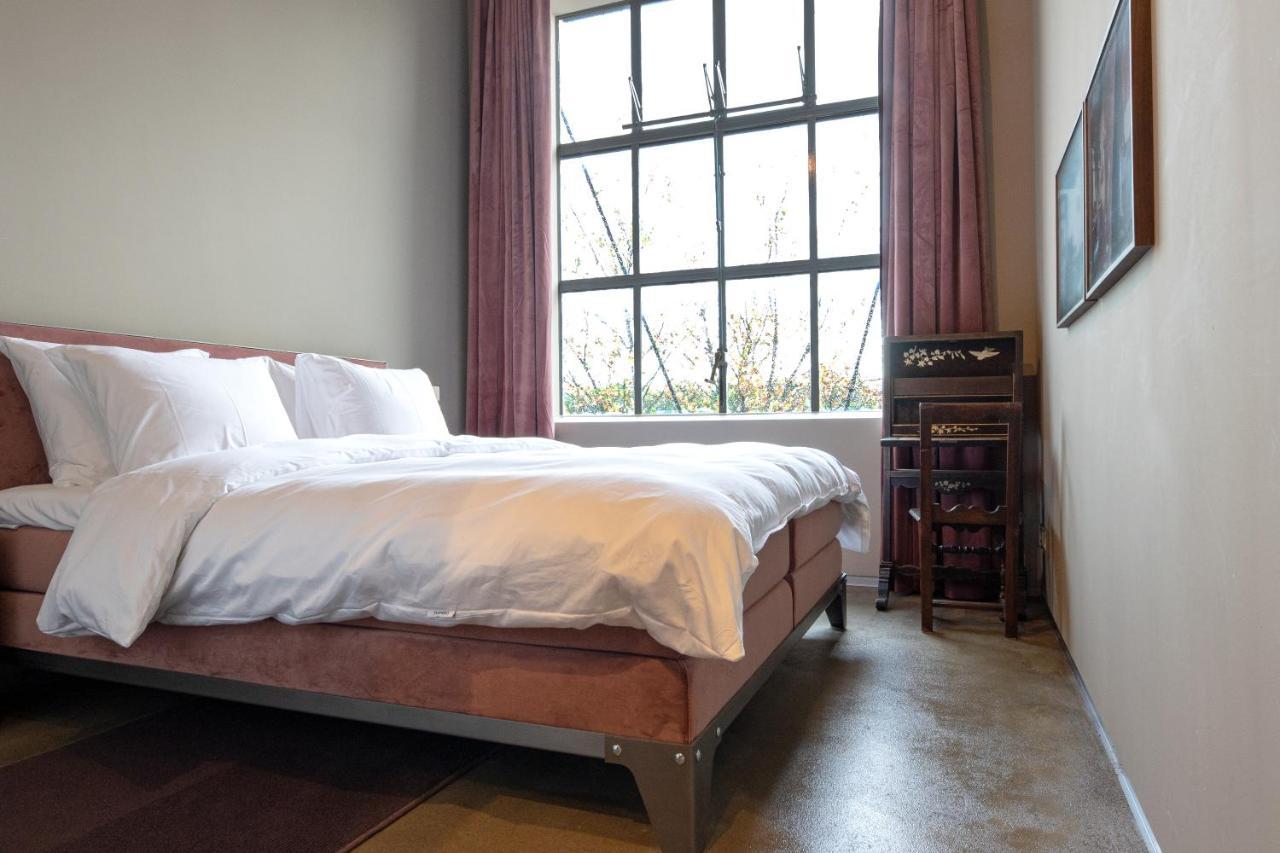 Small Double Room,1593908957:JPEG